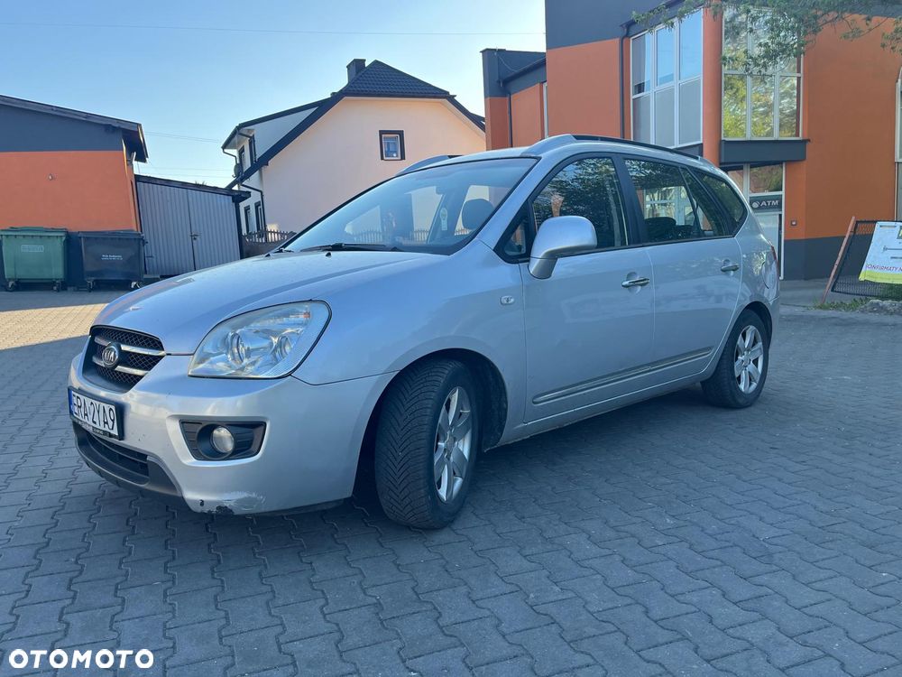 Kia Carens 2.0 EX - 7