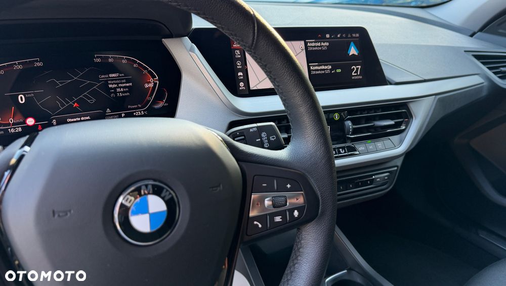 BMW Seria 1 118i Sport Line - 17