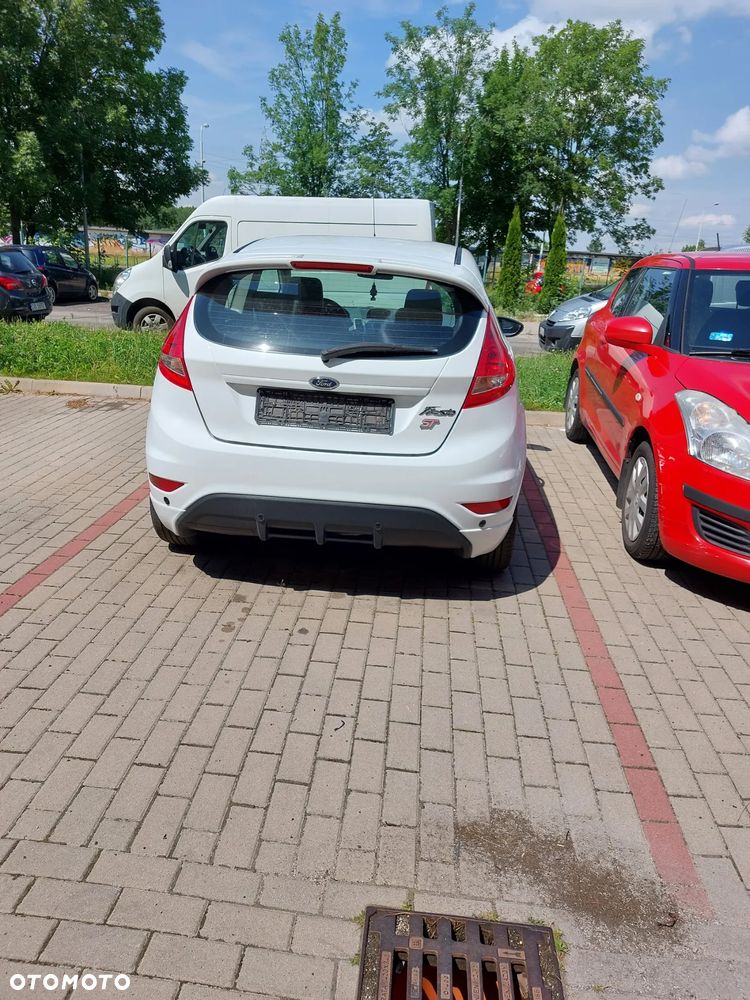 Ford Fiesta 1.4 TDCI - 7