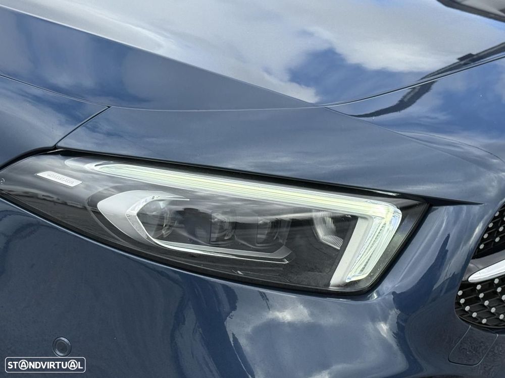 Mercedes-Benz A 250 Limousine e AMG Line - 7