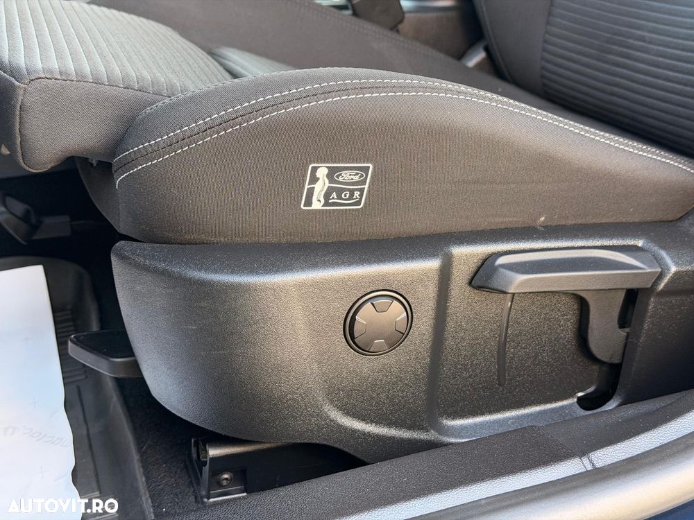 Ford Focus 2.0 EcoBlue Titanium - 19