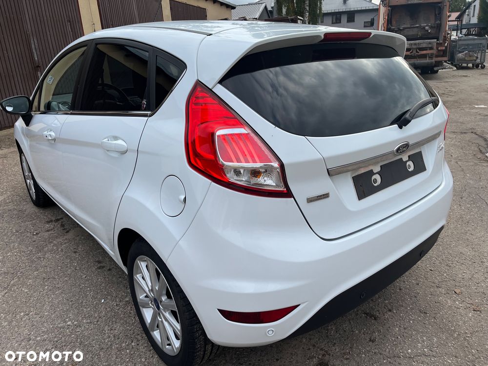 Ford Fiesta 1.0 EcoBoost S&S TITANIUM - 7