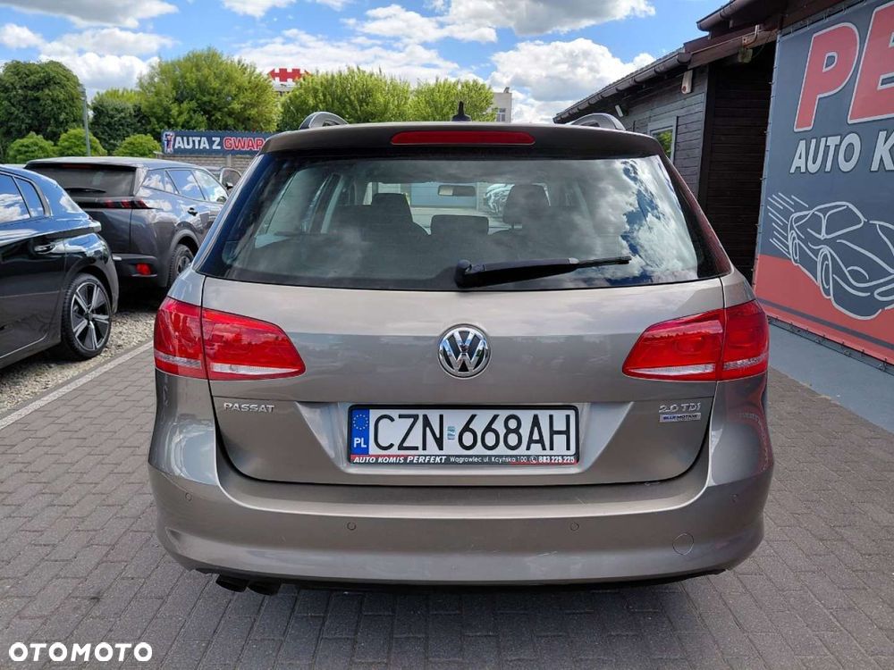Volkswagen Passat - 7