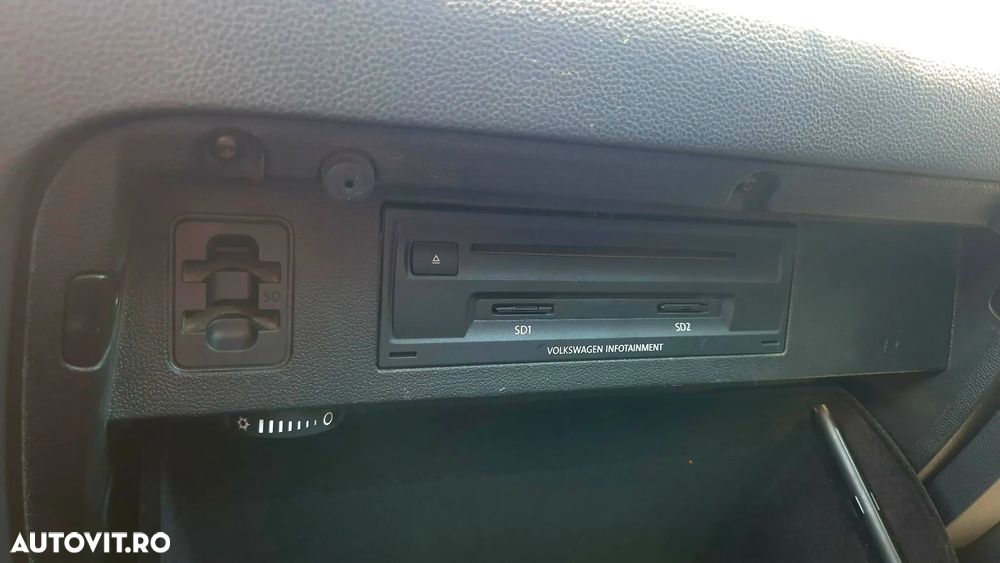 Volkswagen Passat 2.0 TDI DSG (BlueMotion Technology) Comfortline - 13