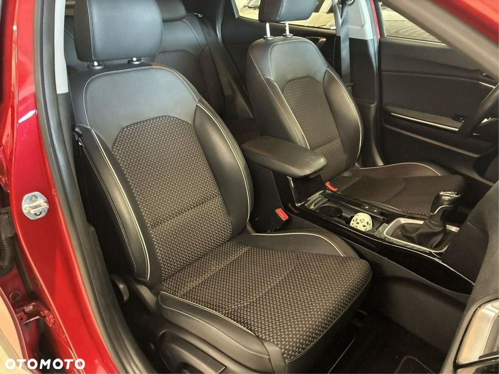 Kia XCeed - 4