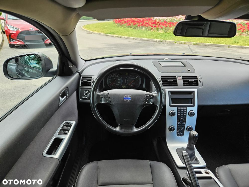 Volvo V50 - 32