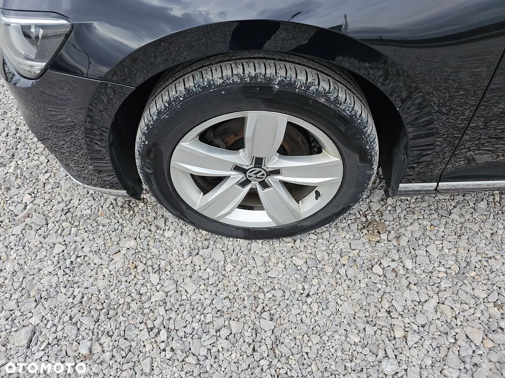 Volkswagen Passat 2.0 TDI 4Mot Elegance DSG - 26
