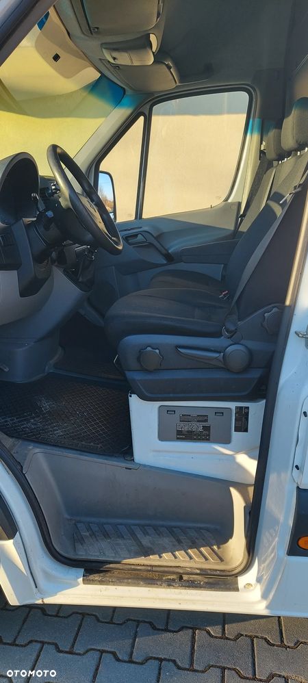Mercedes-Benz Sprinter - 10