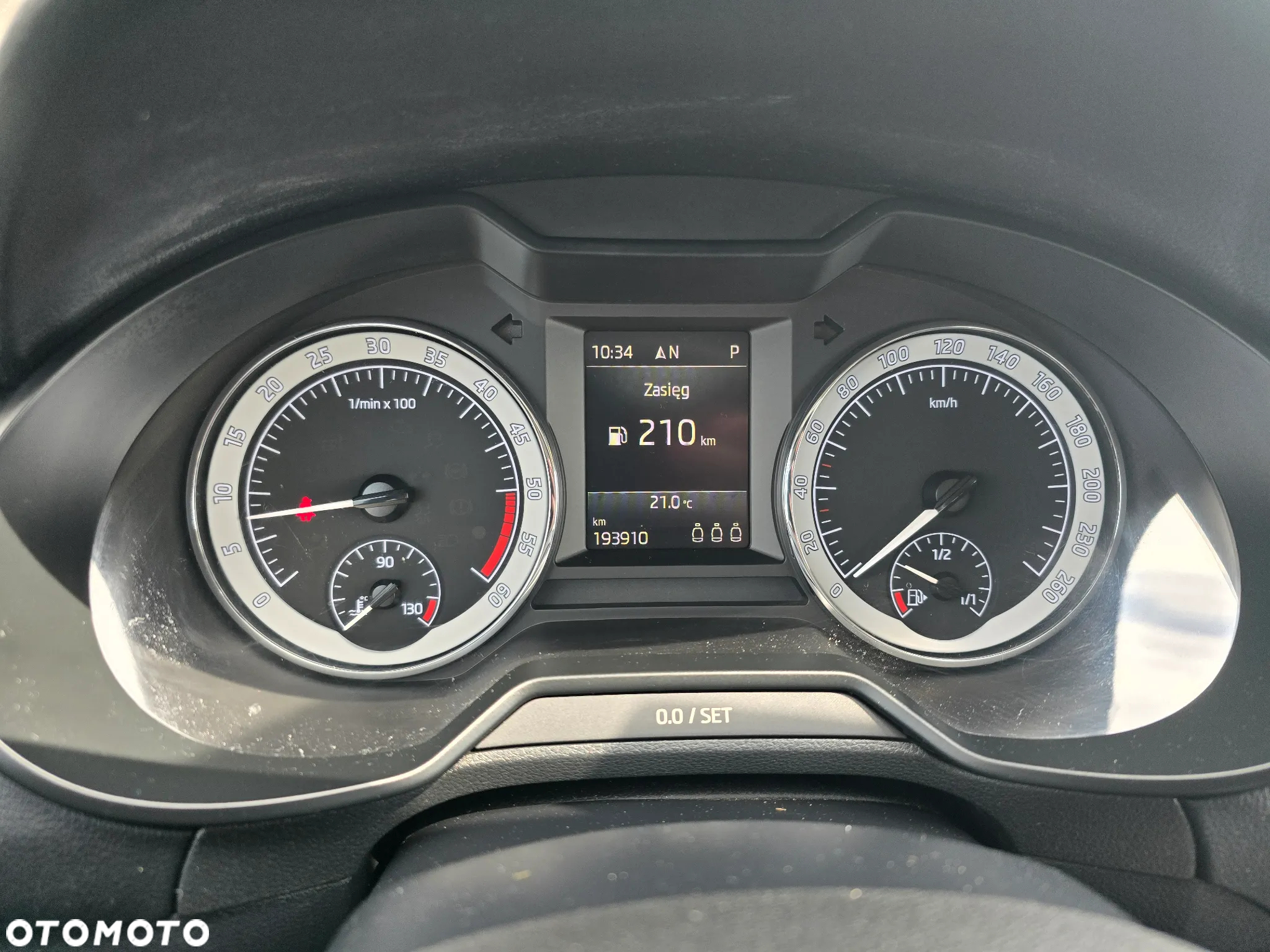 Skoda Octavia 2.0 TDI Ambition DSG - 9