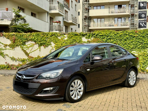 Opel Astra IV 1.4 T Enjoy