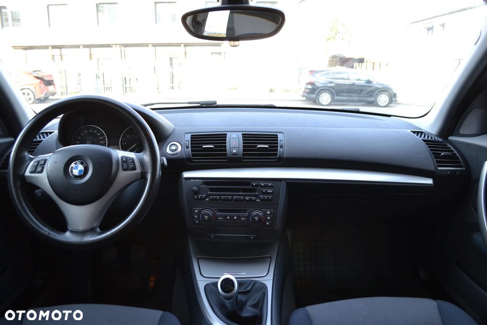 BMW Seria 1 - 14
