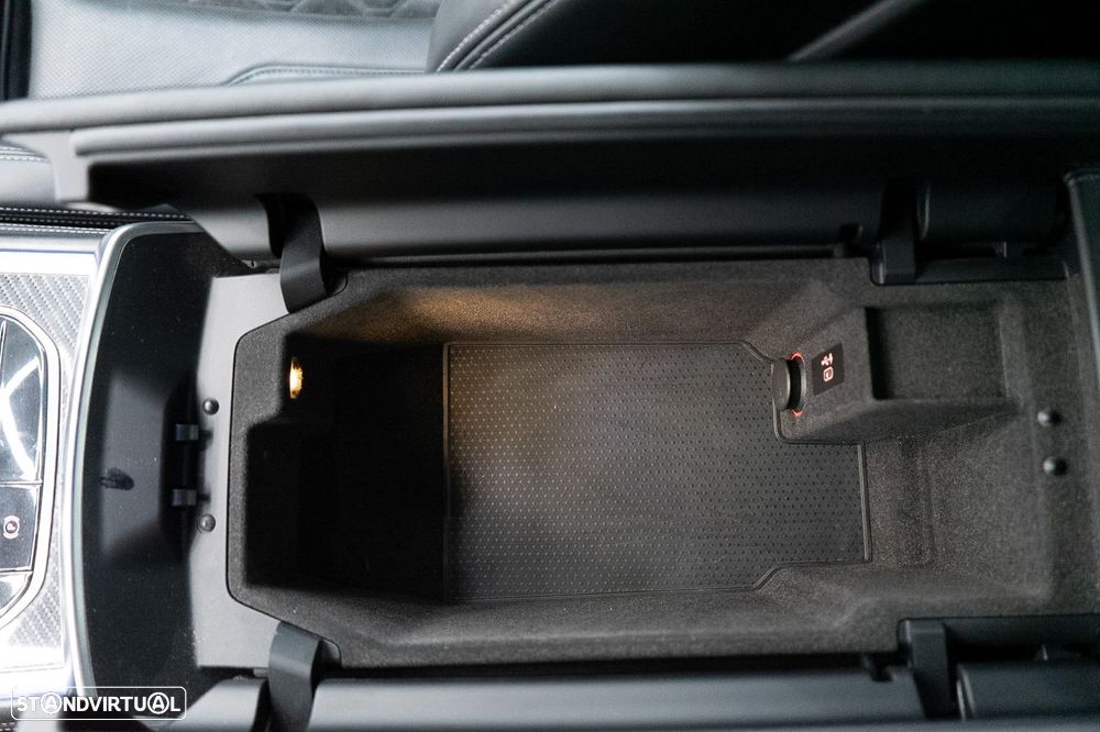 BMW M8 Competition - 37