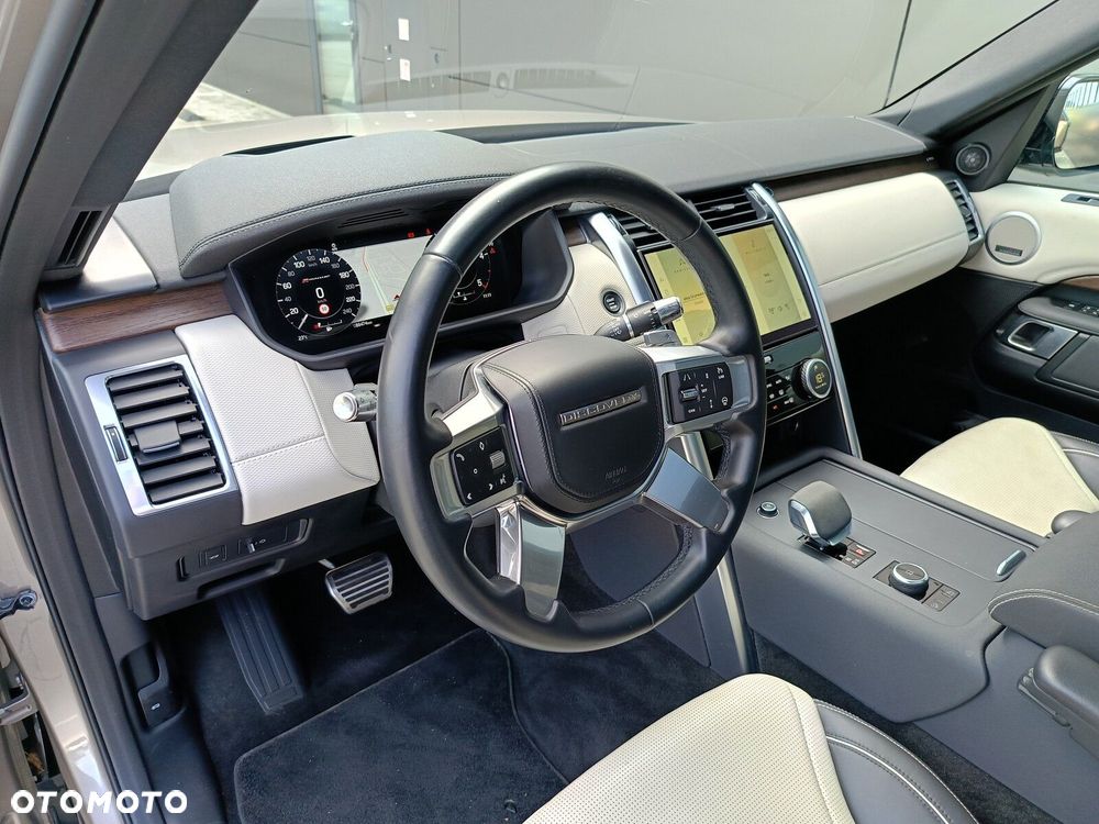 Land Rover Discovery - 16