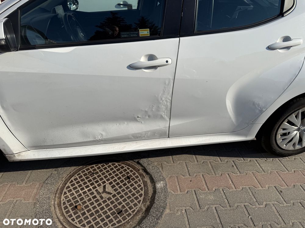 Toyota Yaris - 26
