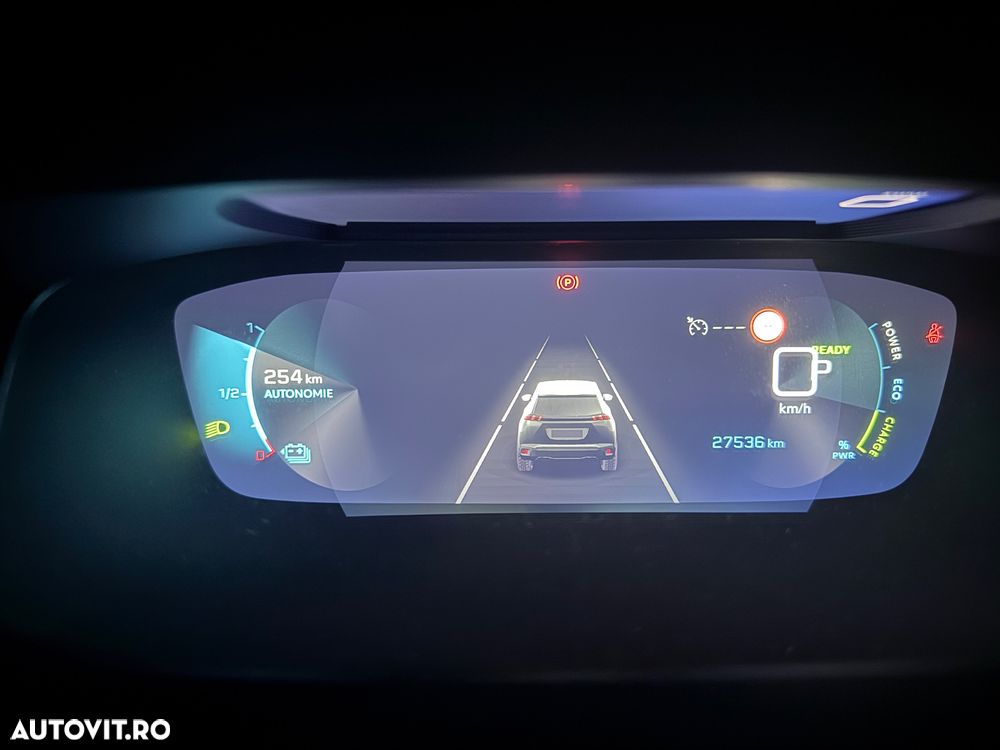 Peugeot 2008 50 kWh GT - 11