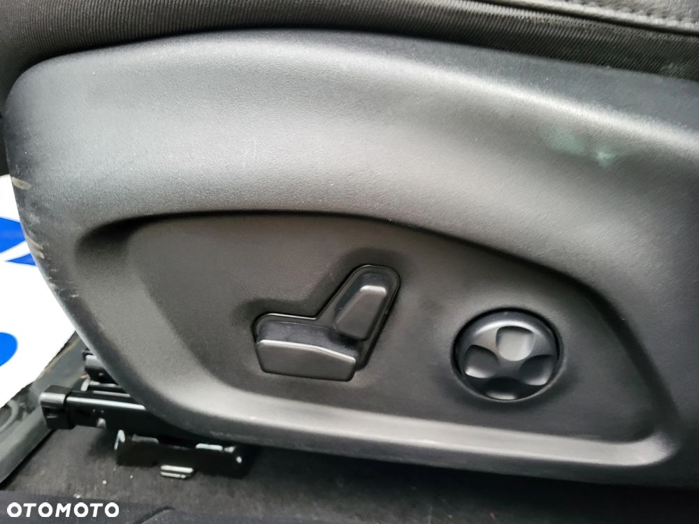 Jeep Compass 1.4 TMair Limited FWD S&S - 17