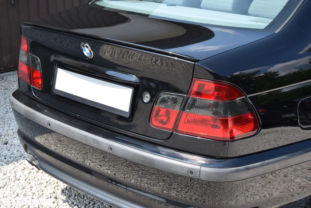 BMW Seria 3 325i Edition Sport - 15
