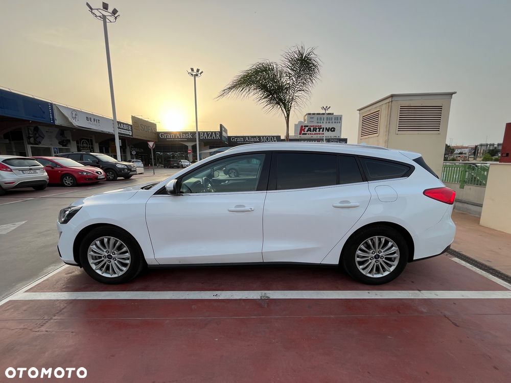 Ford Focus 2.0 EcoBlue Titanium - 3