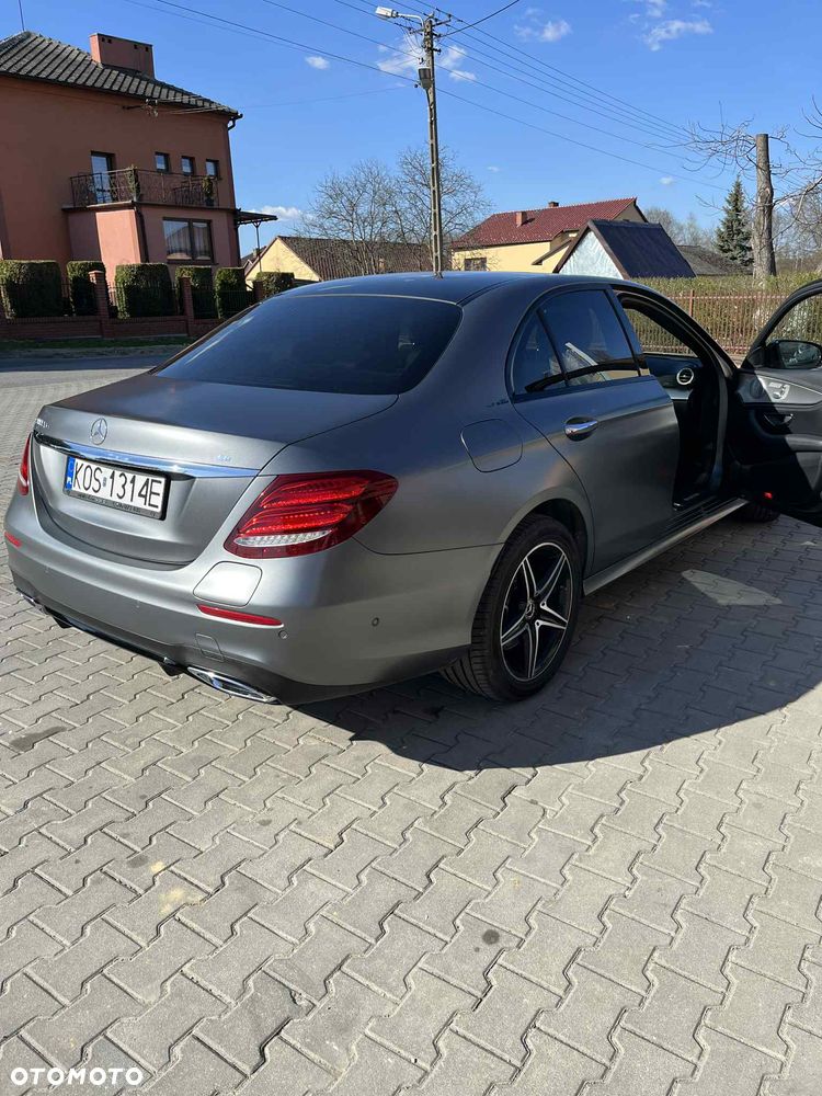 Mercedes-Benz Klasa E 300 de Avantgarde - 7
