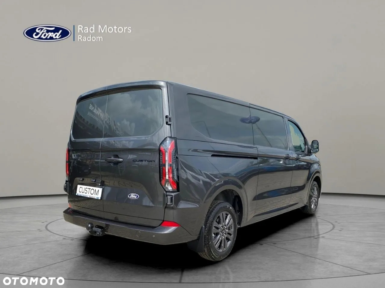 Ford Custom - 5