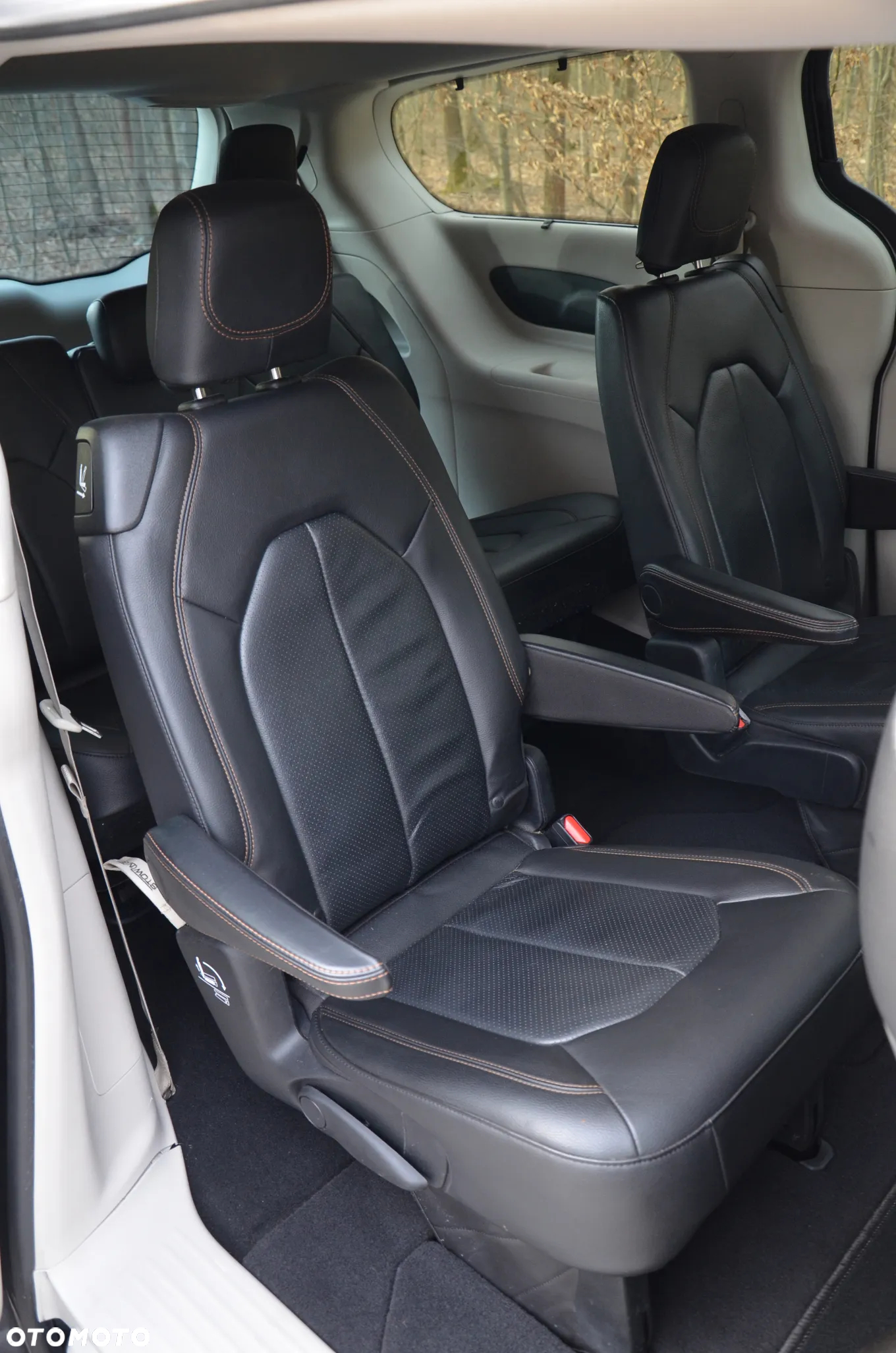 Chrysler Pacifica - 18