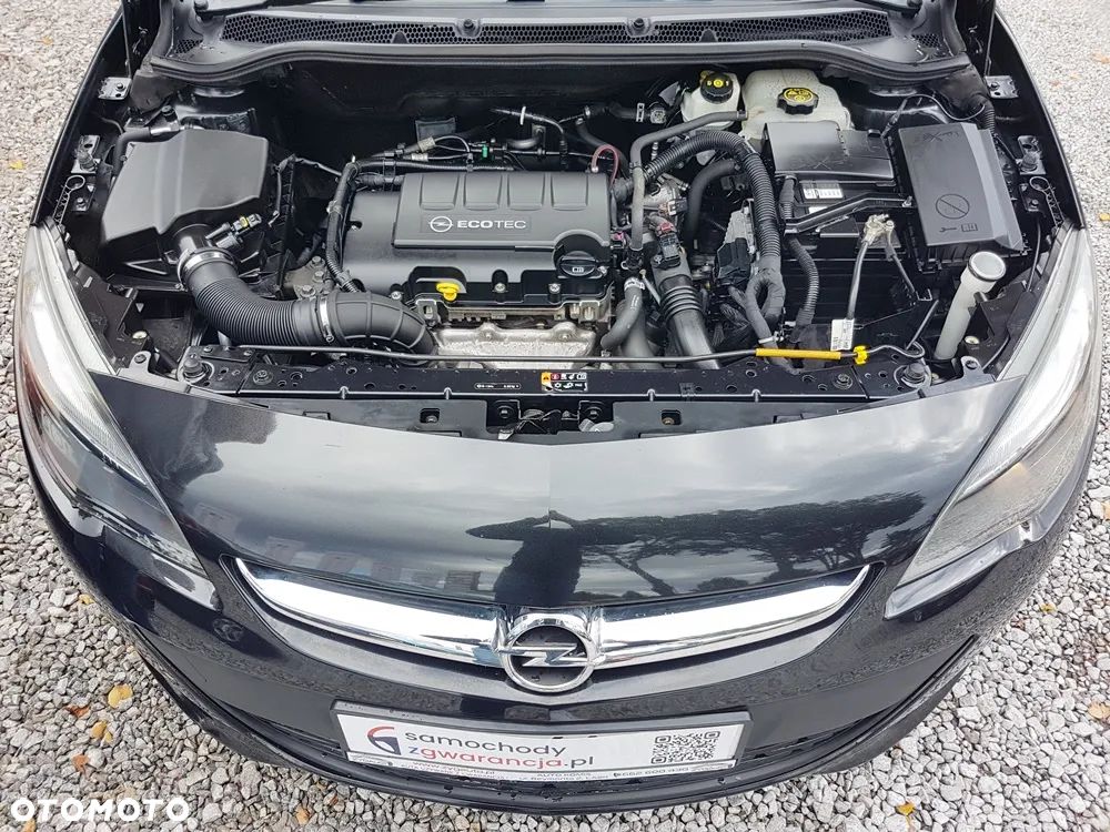 Opel Astra 1.4 Turbo Design Edition - 9