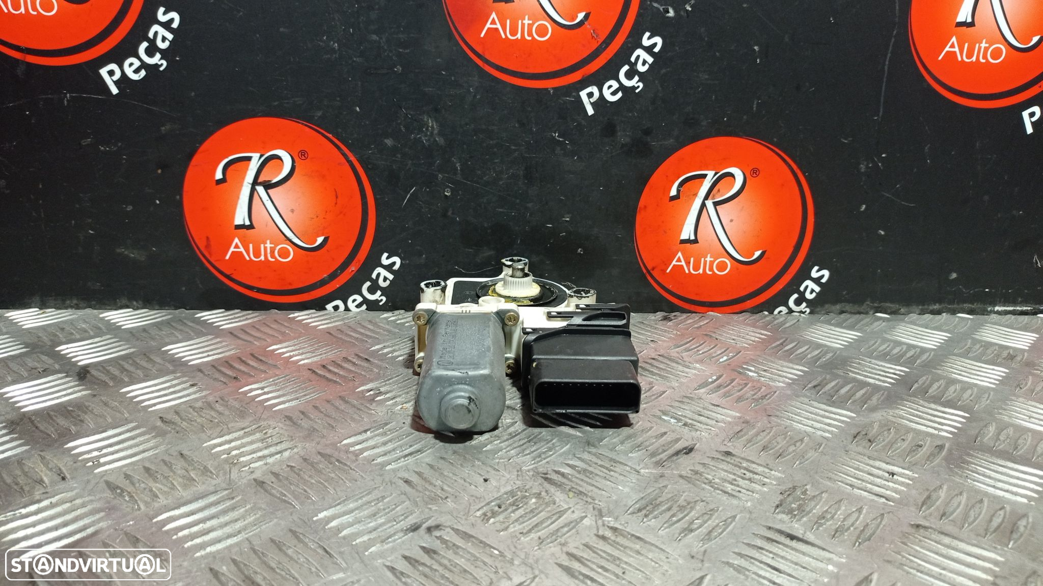 Motor Do Elevador Porta T.D Volkswagen Golf Iv (1J1) - 5