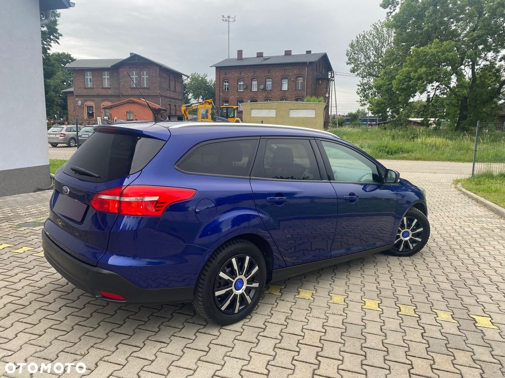 Ford Focus 1.0 EcoBoost Start-Stopp-System ACTIVE - 3
