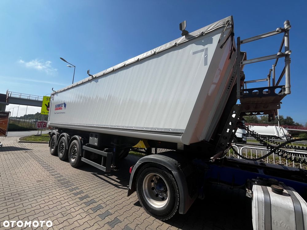 Schmitz Cargobull - 3
