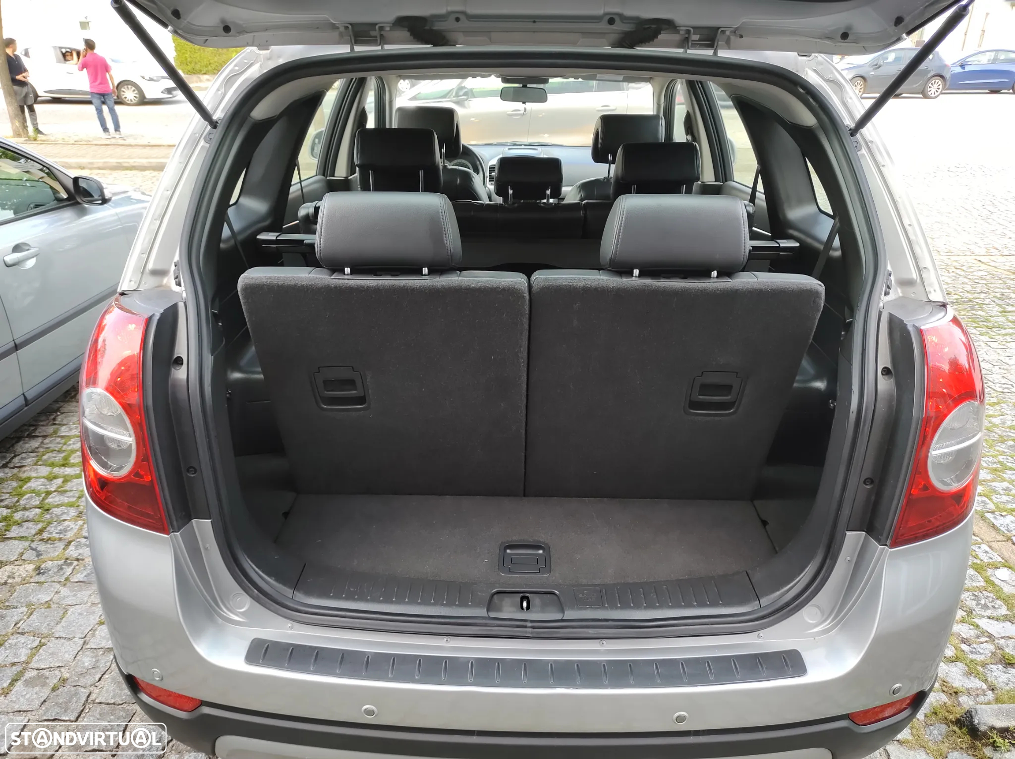 Chevrolet Captiva 2.0 VCDi Seven 7L - 10