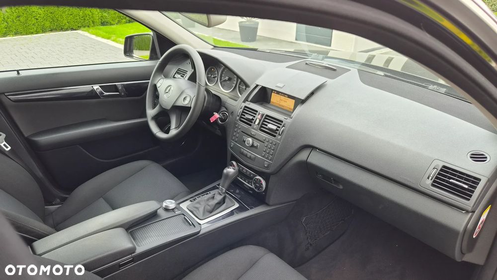 Mercedes-Benz Klasa C 180 Kompressor Automatik Elegance - 15