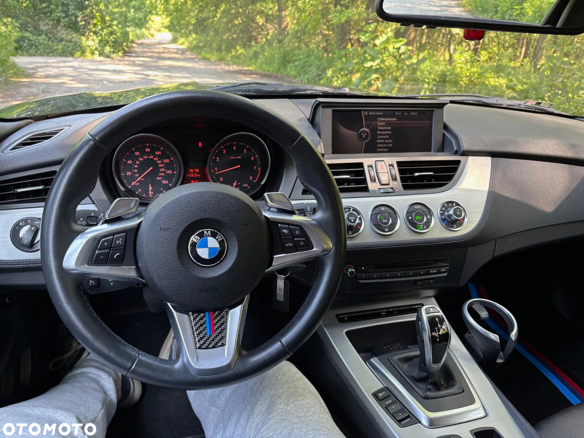 BMW Z4 sDrive35i - 15