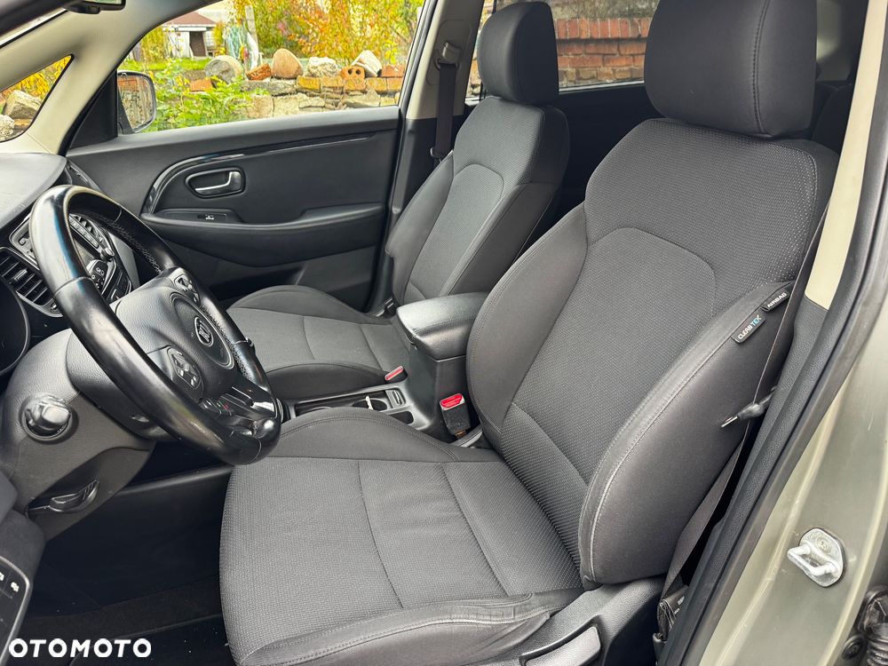 Kia Carens 1.6 GDI Edition 7 - 27