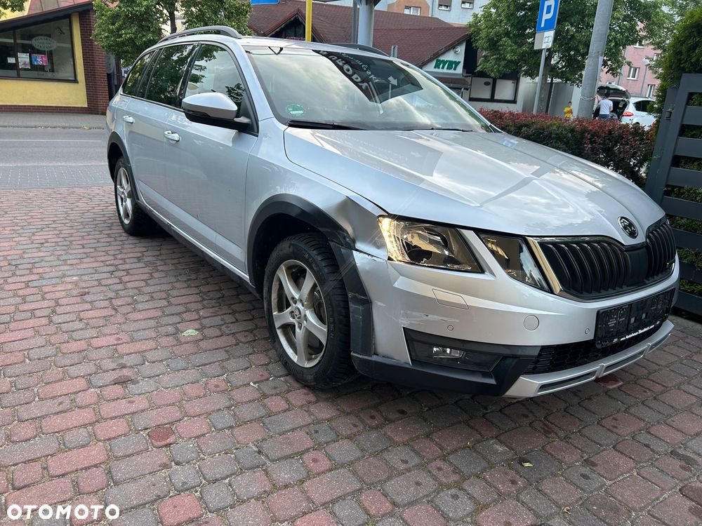 Skoda Octavia Scout 1.8 TSI 4x4 DSG - 11