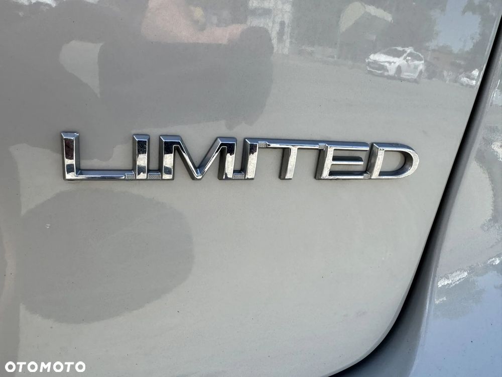 Chrysler Pacifica - 5