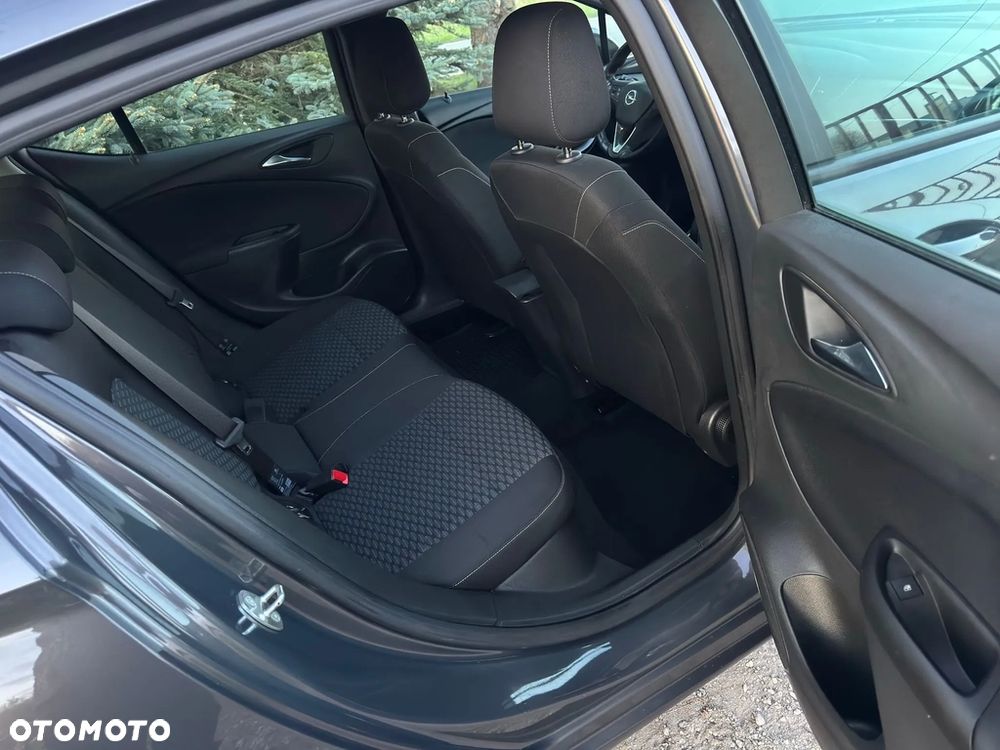 Opel Astra - 18