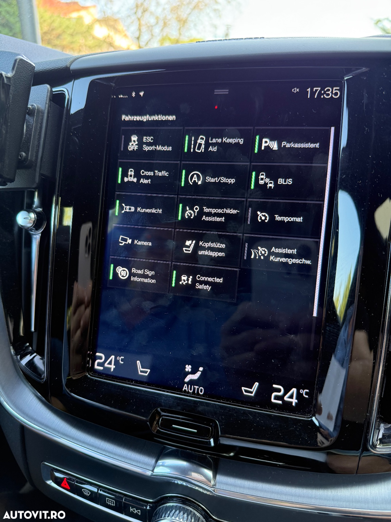 Volvo XC 60 B4 D AWD Geartronic Momentum Pro - 18
