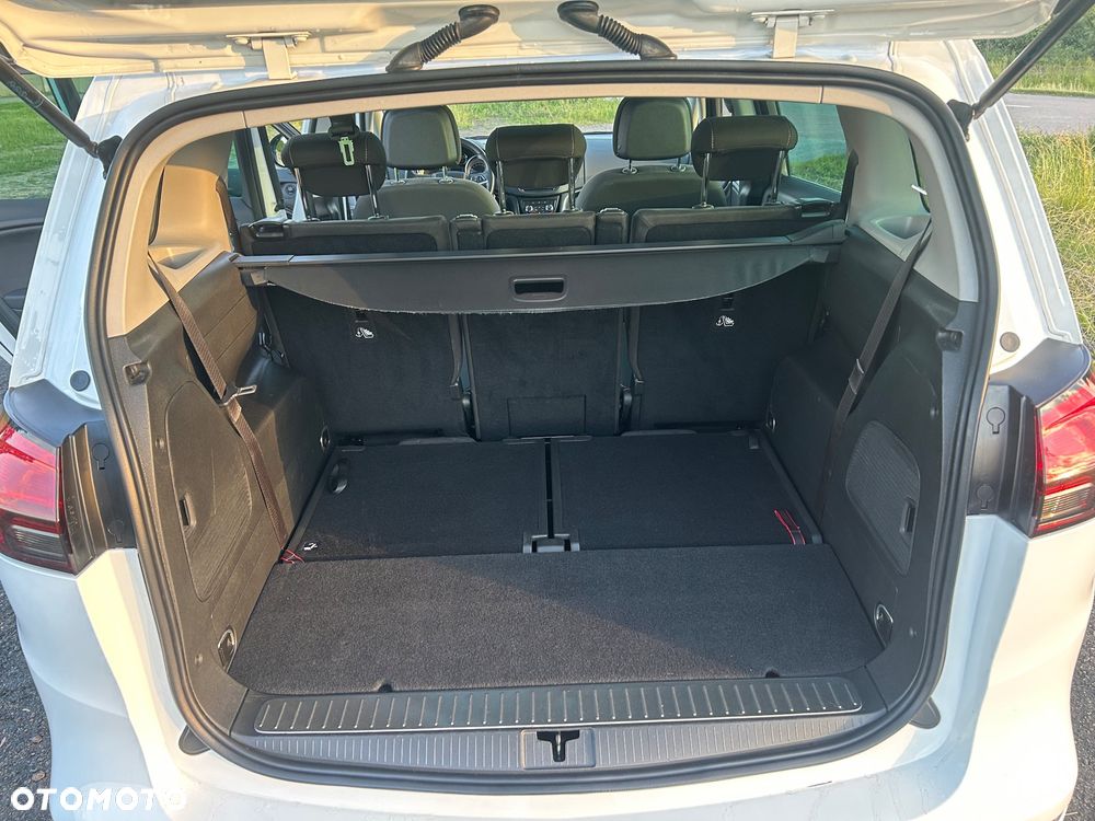 Opel Zafira - 11