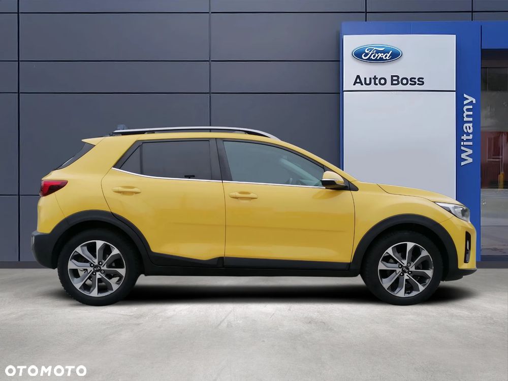 Kia Stonic 1.4 L - 6