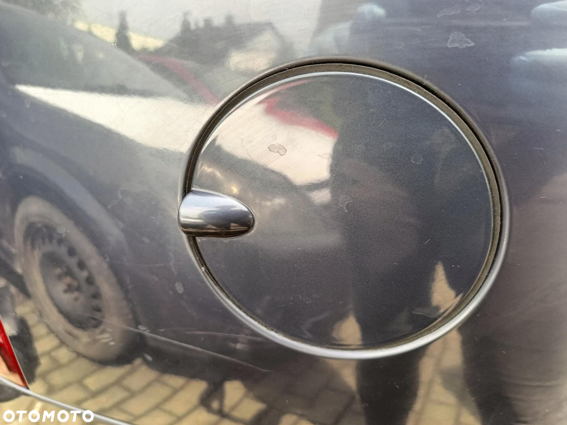 Opel Meriva A FL 03-10 KLAPKA WLEWU PALIWA kod lakieru Z168 - 2