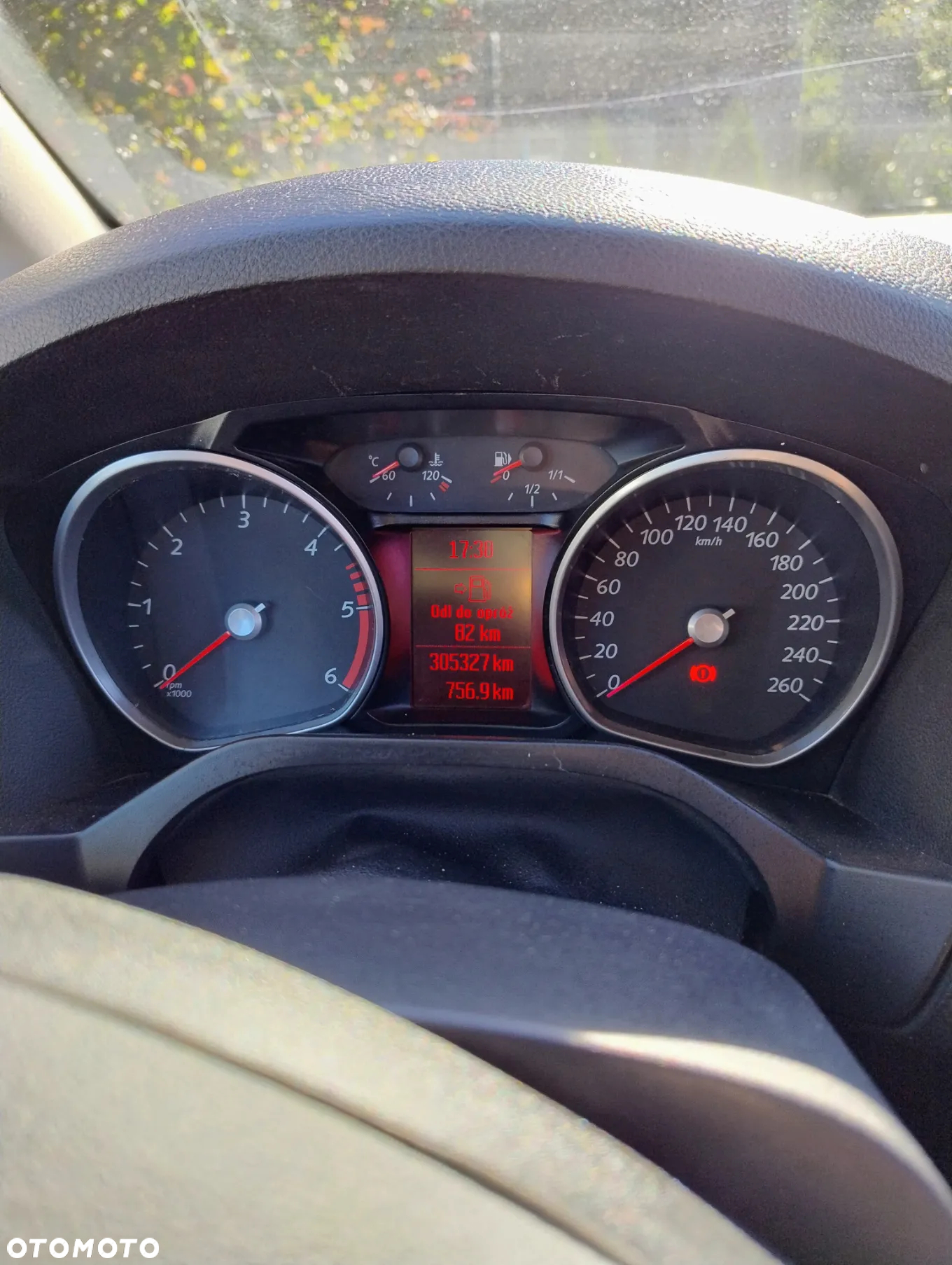 Ford Galaxy - 15