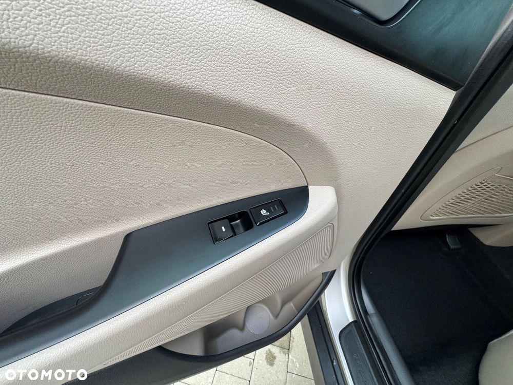 Hyundai Tucson blue 1.7 CRDi 2WD Passion Plus - 17