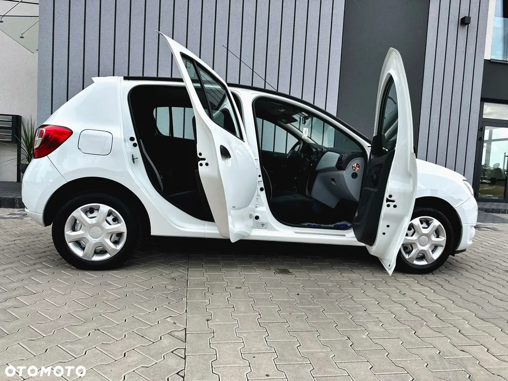 Dacia Sandero 1.2 16V 75 Ambiance - 40