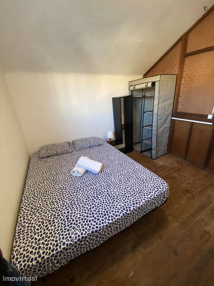 Quarto - localizado em Cedofeita Porto - Grande imagem: 3/28