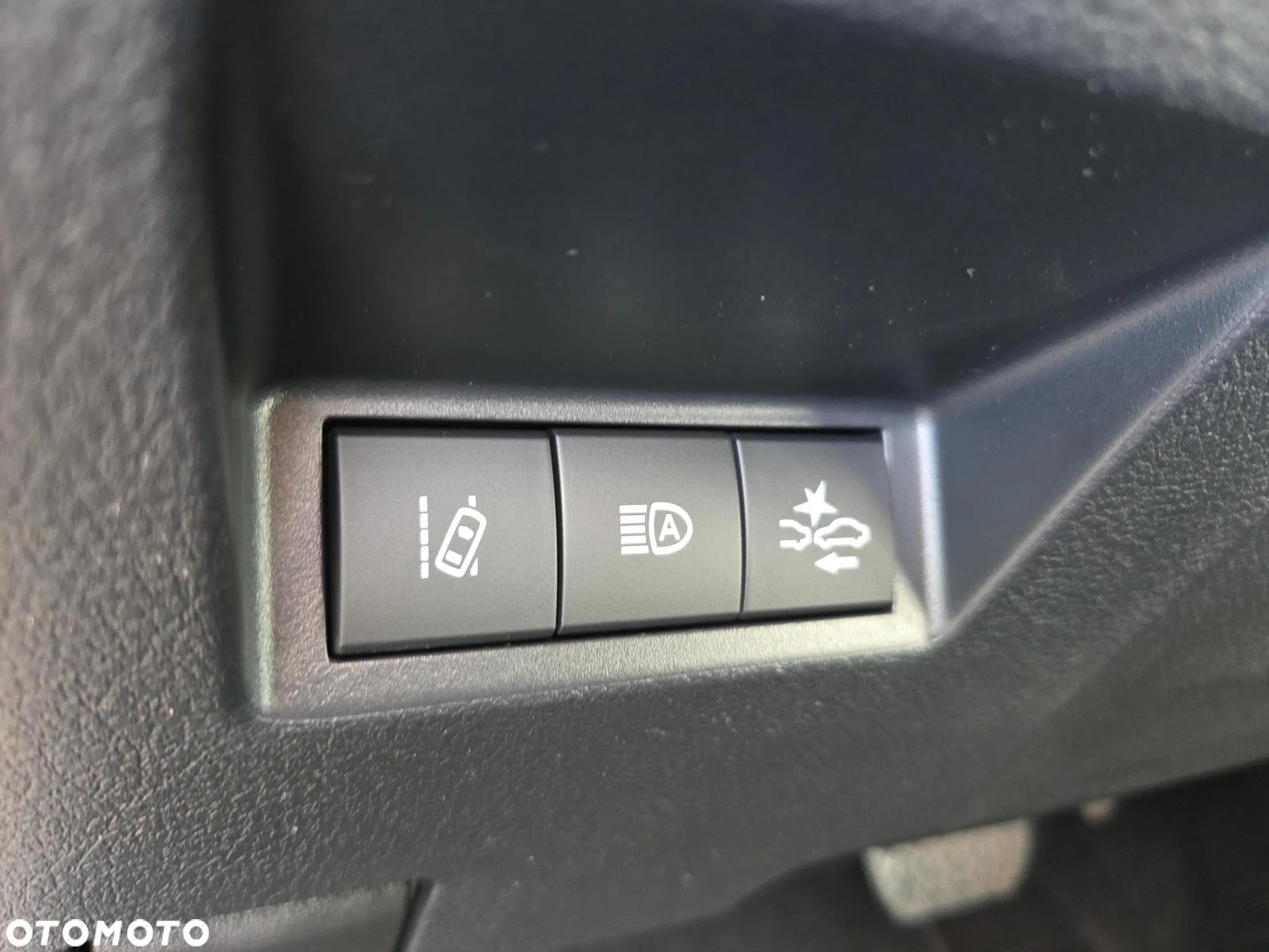 Toyota Yaris 1.5 Premium CVT - 11