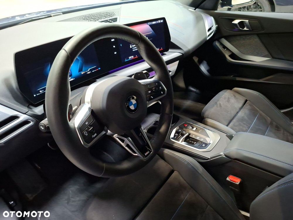 BMW Seria 1 120 mHEV - 11