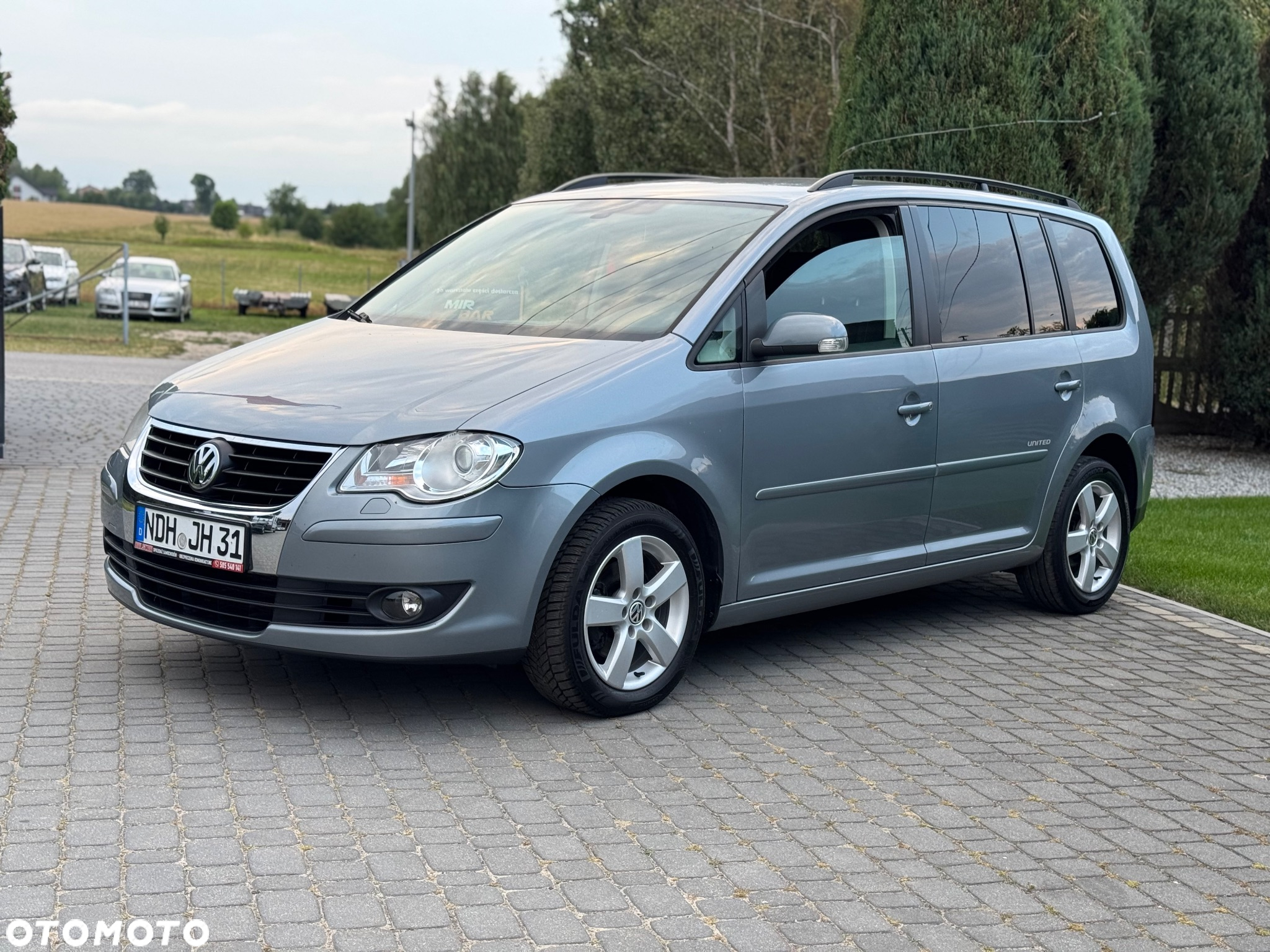 Volkswagen Touran 1.4 TSI Comfortline - 4