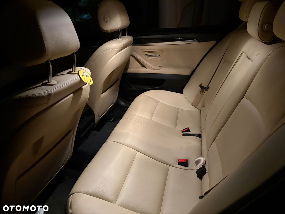 BMW Seria 5 535i - 20