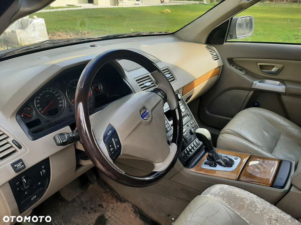 Volvo XC 90 2.9 T6 - 8