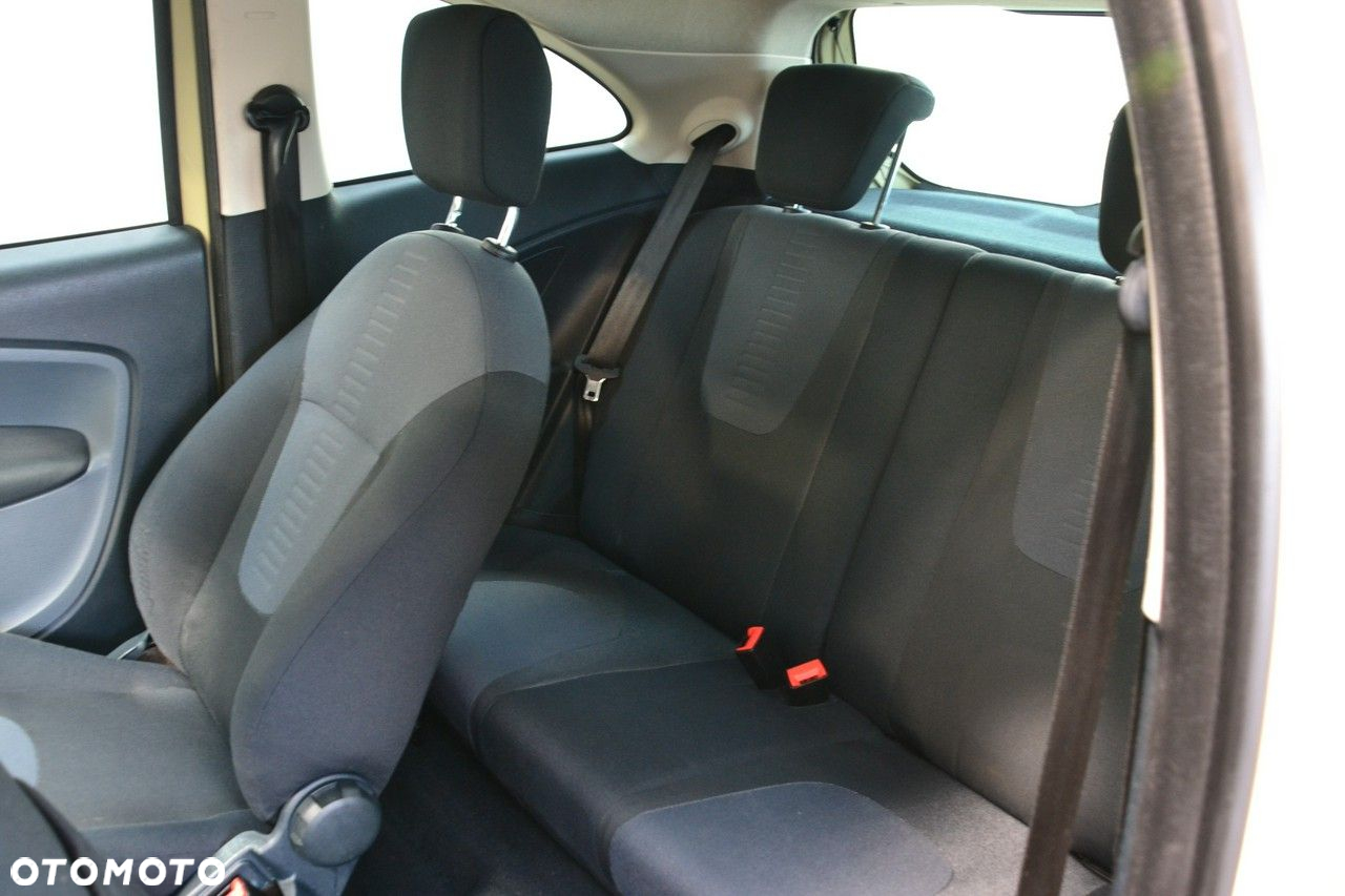 Ford KA - 19